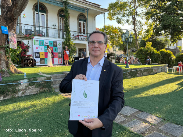 Presidente da F.MIS é homenageado no evento “Arte de Portas Abertas”