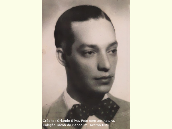 A VOZ PODEROSA DE ORLANDO SILVA NAS “PÉROLAS DO MIS”