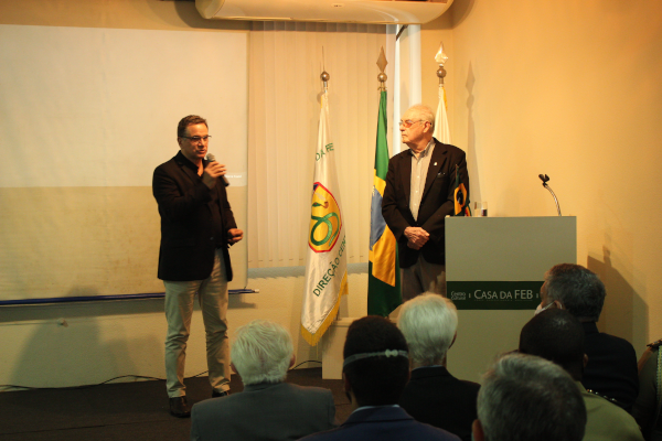 Presidente do MIS conhece o Museu Casa da FEB