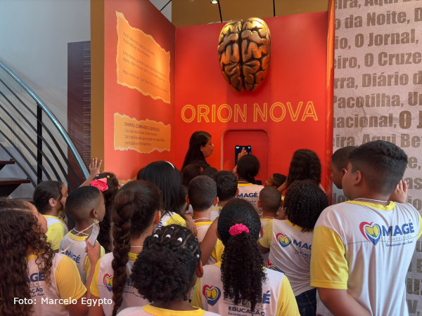 F.MIS recebe visita de alunos da Escola Municipalizada Emílio Gebara, de Magé, pelo Passaporte Cultural