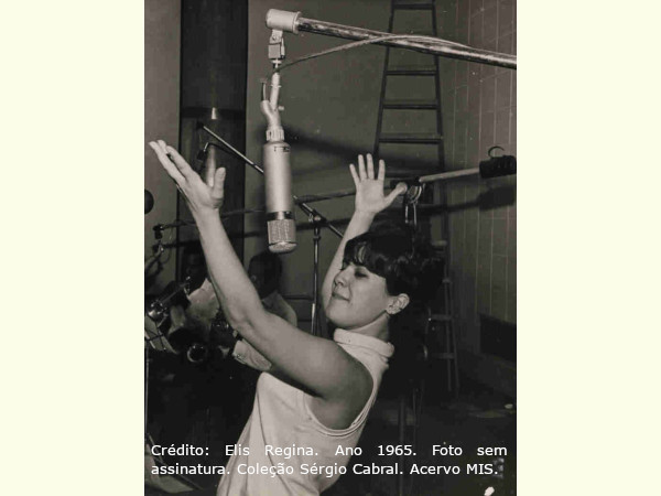 HOJE É O DIA INTERNACIONAL DA MÚSICA!