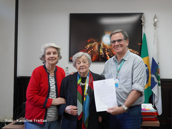 F.MIS celebra legado de Ilmar Carvalho com assinatura de termo de doação