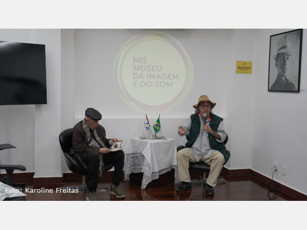 F.MIS promove exibição de documentário sobre o poeta Carlos Nejar e debate com o público