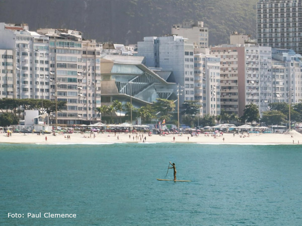 Rádio MIS RJ entrevista Cesar Miranda Ribeiro e Danielle Barros sobre o futuro do MIS Copacabana, tecnologia e memória cultural