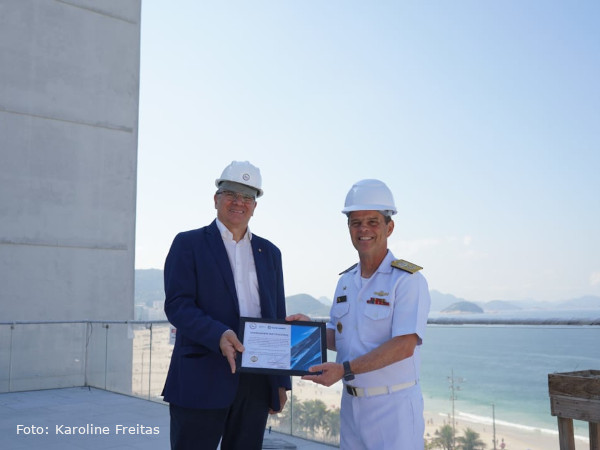 Presidente da F.MIS acompanha Almirante de Esquadra em visita às obras do MIS Copacabana