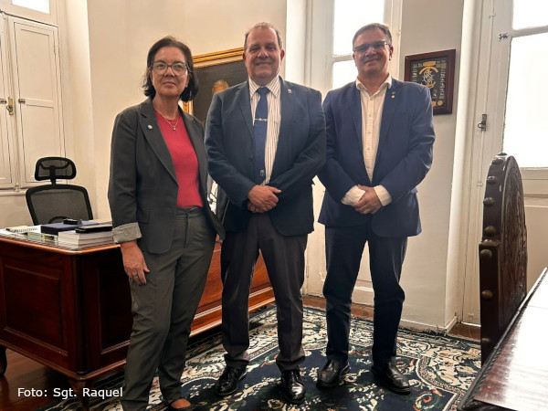 Presidente da F.MIS participa de reunião na Marinha sobre projeto que integra cultura, turismo e economia do mar