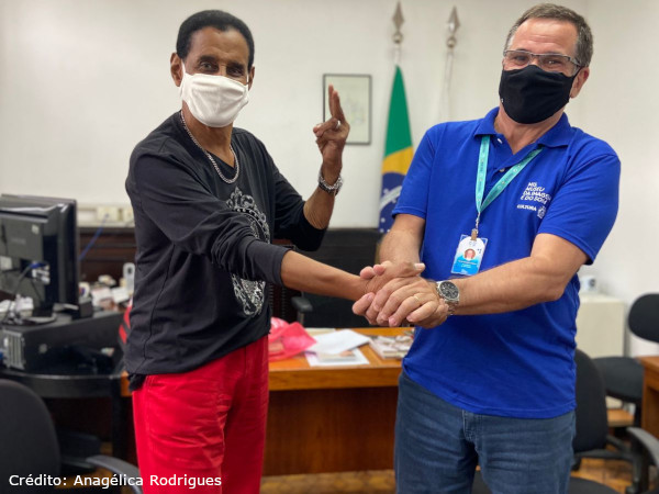 MIS RJ abre alas para o Cacique de Ramos passar